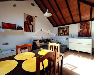 Sala d'estar de Casa o xalet en venda en Adeje amb Aire condicionat, Calefacció i Terrassa