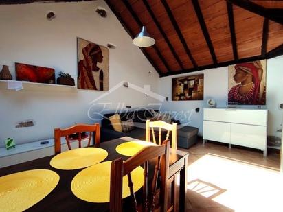 Sala d'estar de Casa o xalet en venda en Adeje amb Aire condicionat i Terrassa