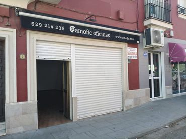 Local comercial de lloguer a Avenida de la Huerta 9