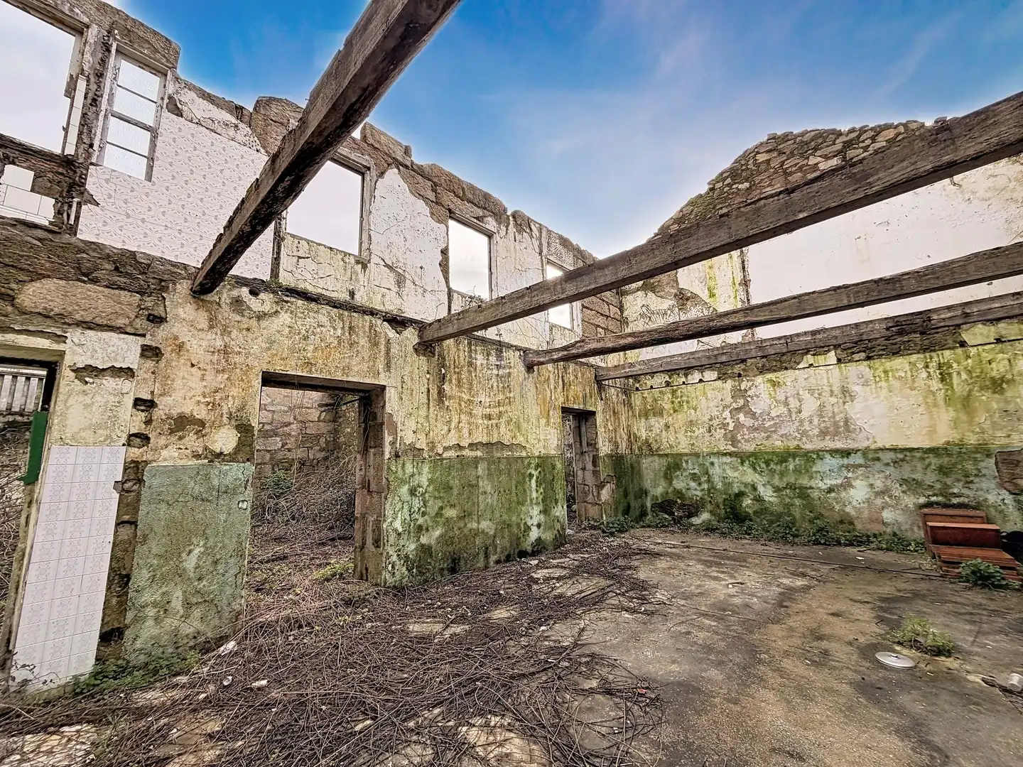 Vista exterior de Casa adosada en venta en Cambados con Aire acondicionado, Calefacción y Terraza