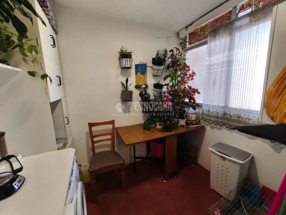 Piso en venta en Azuqueca de Henares con Calefacción, Terraza y Balcón