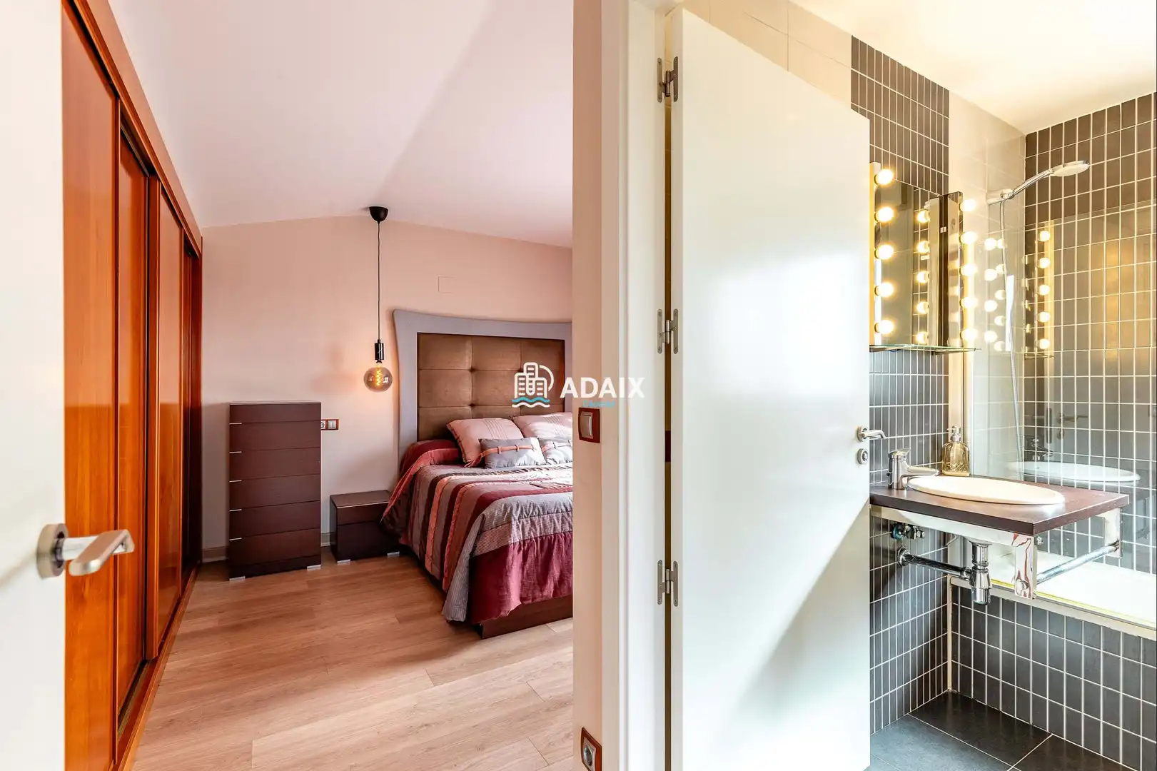 Schlafzimmer von Dachboden zum Verkauf in Cáceres mit Klimaanlage, Heizung und Terrasse
