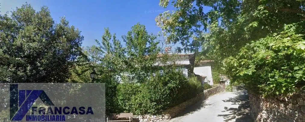 Außenansicht von Gebäude zum Verkauf in Soba