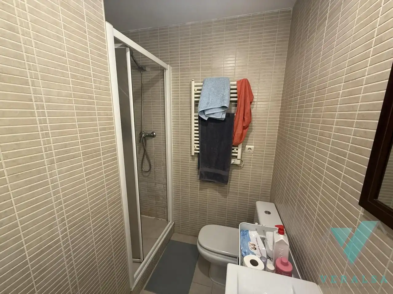 Bany de Loft en venda en San Sebastián de los Reyes amb Aire condicionat