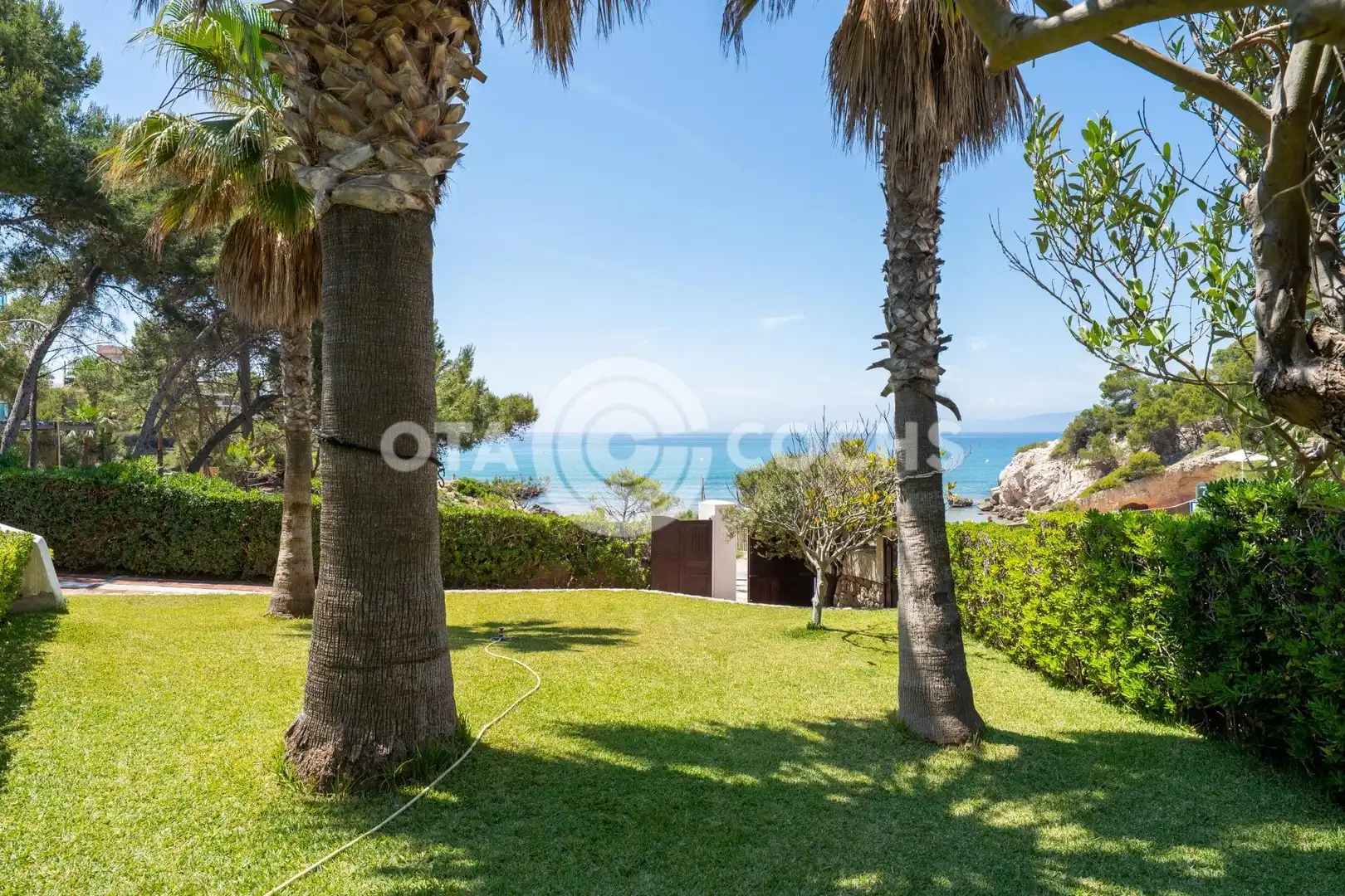 Villa con giardino in vendita a Carrer DUNES LES