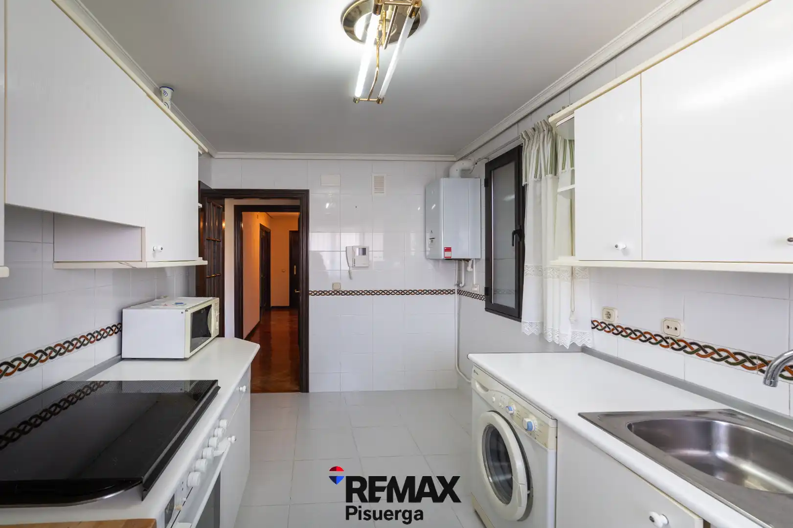 Küche von Wohnung zum Verkauf in Valladolid mit Heizung, Terrasse und Abstellraum