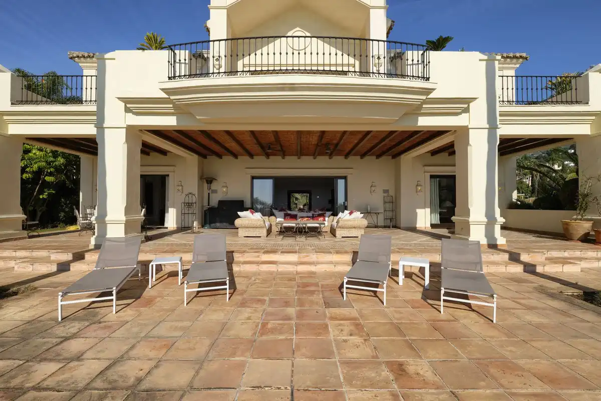 Chalet con piscina en venta en Milla de Oro, imagen 8