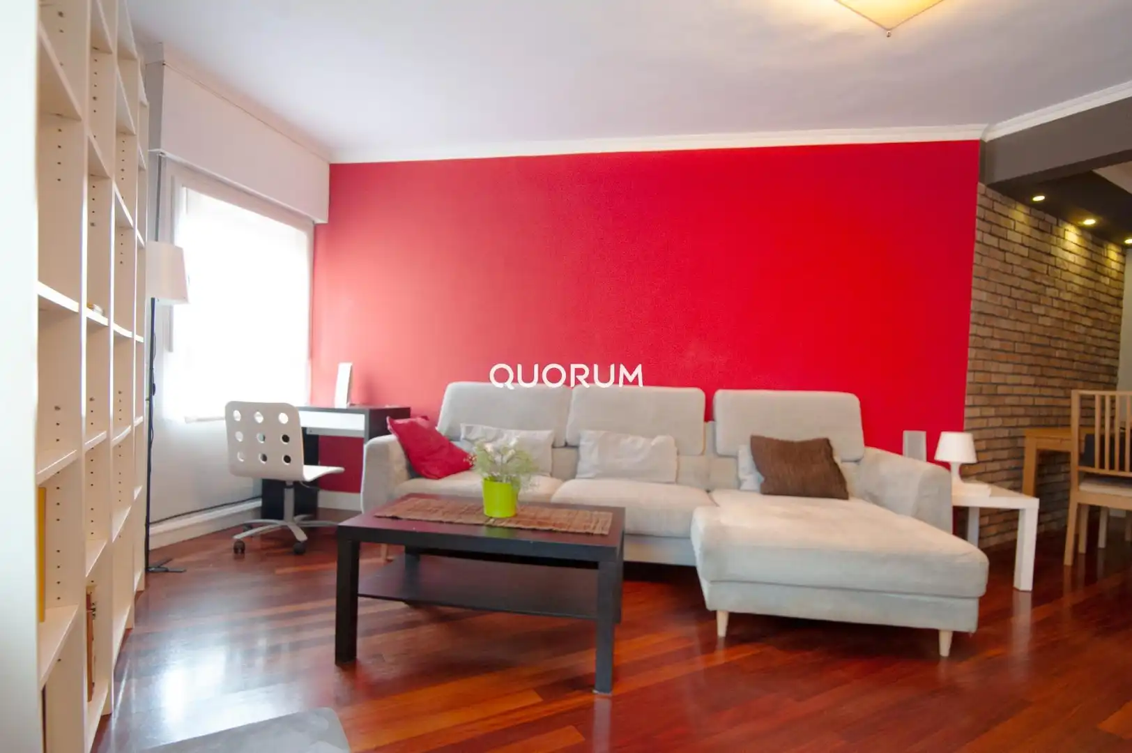 Living room of Flat for sale in Bilbao   with Heating, Terrace and Furnished