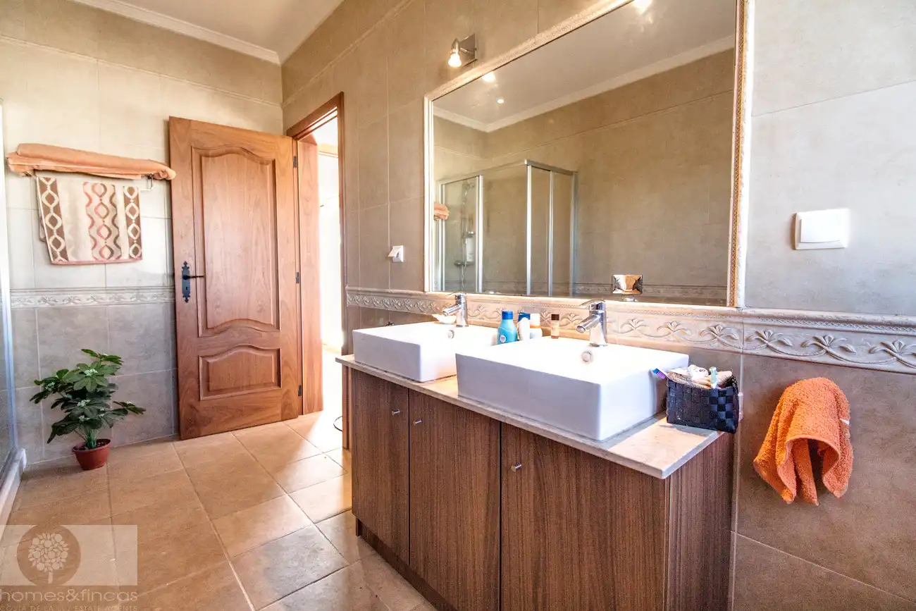 Chalet con piscina en venta en Calle López de Ayala, imagen 35