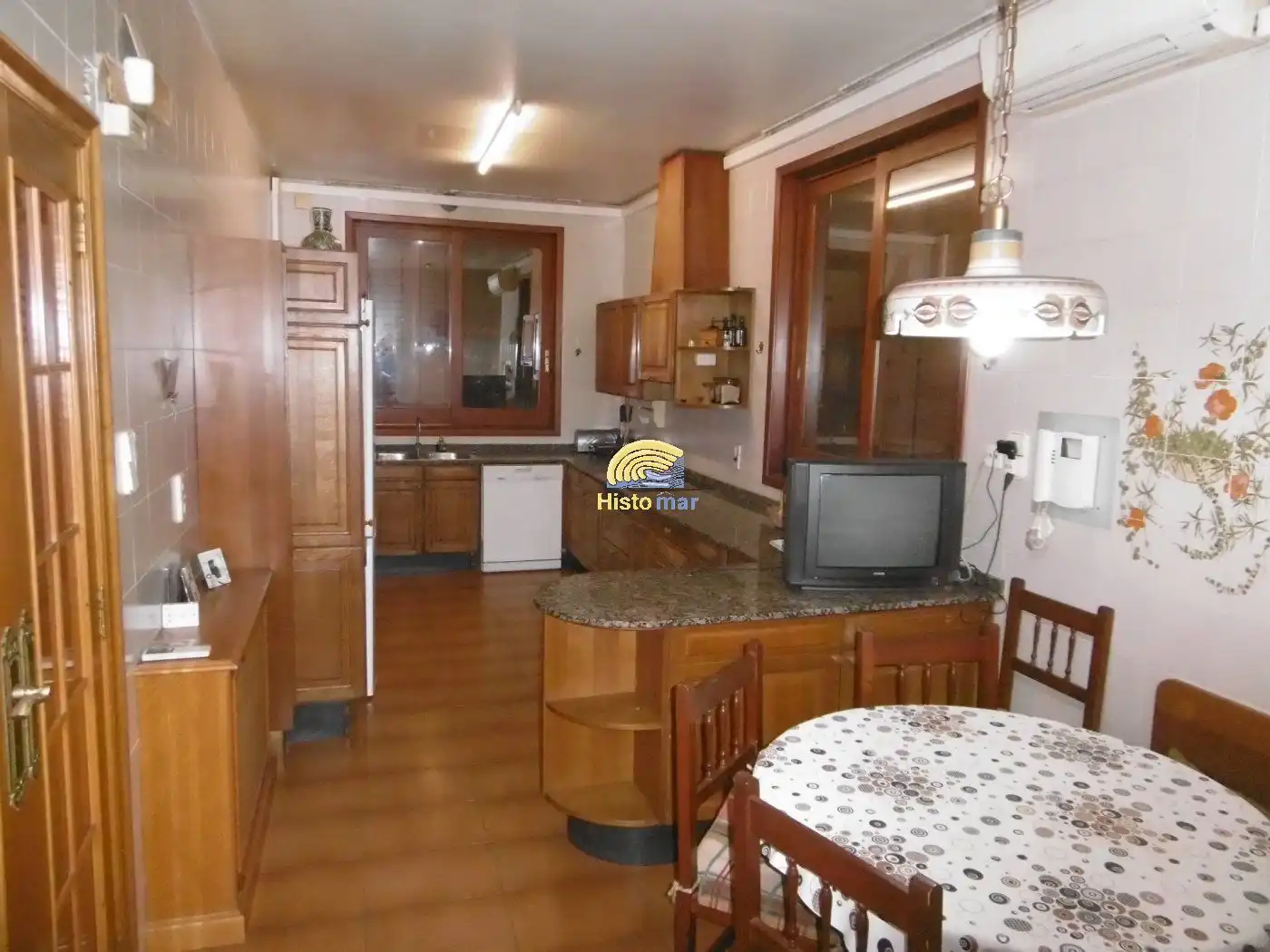 Cocina de Casa o chalet en venta en Quart de les Valls con Aire acondicionado, Calefacción y Terraza