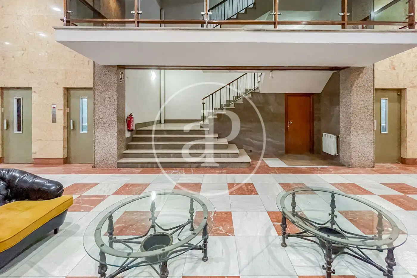 Flat for sale in Madrid  with Air Conditioner, Heating and Storage room