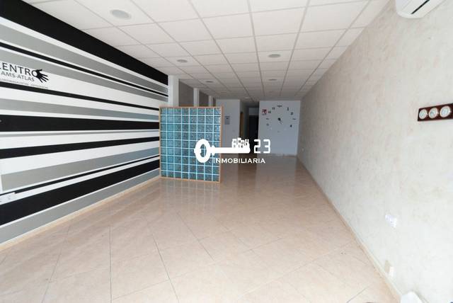 Local comercial en Alquiler en Centro