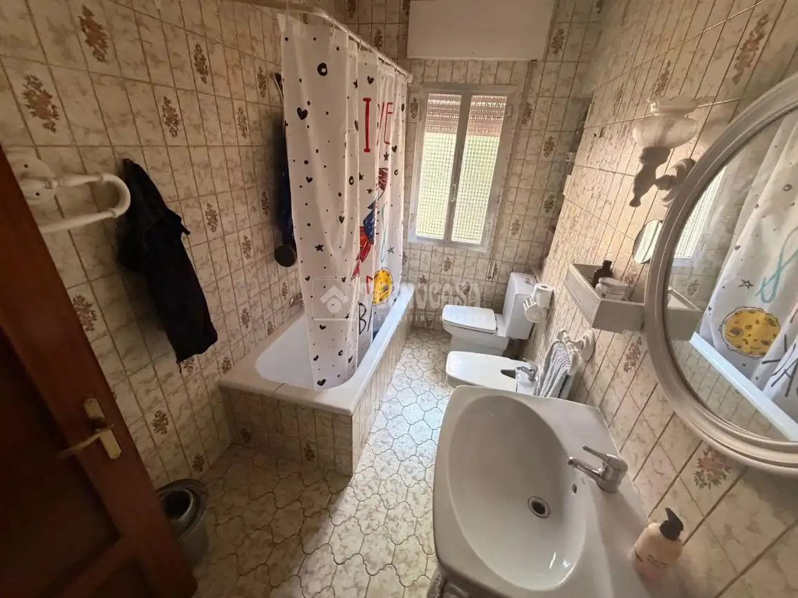 Badezimmer von Wohnung zum Verkauf in Madrid mit Heizung und Haustechnik