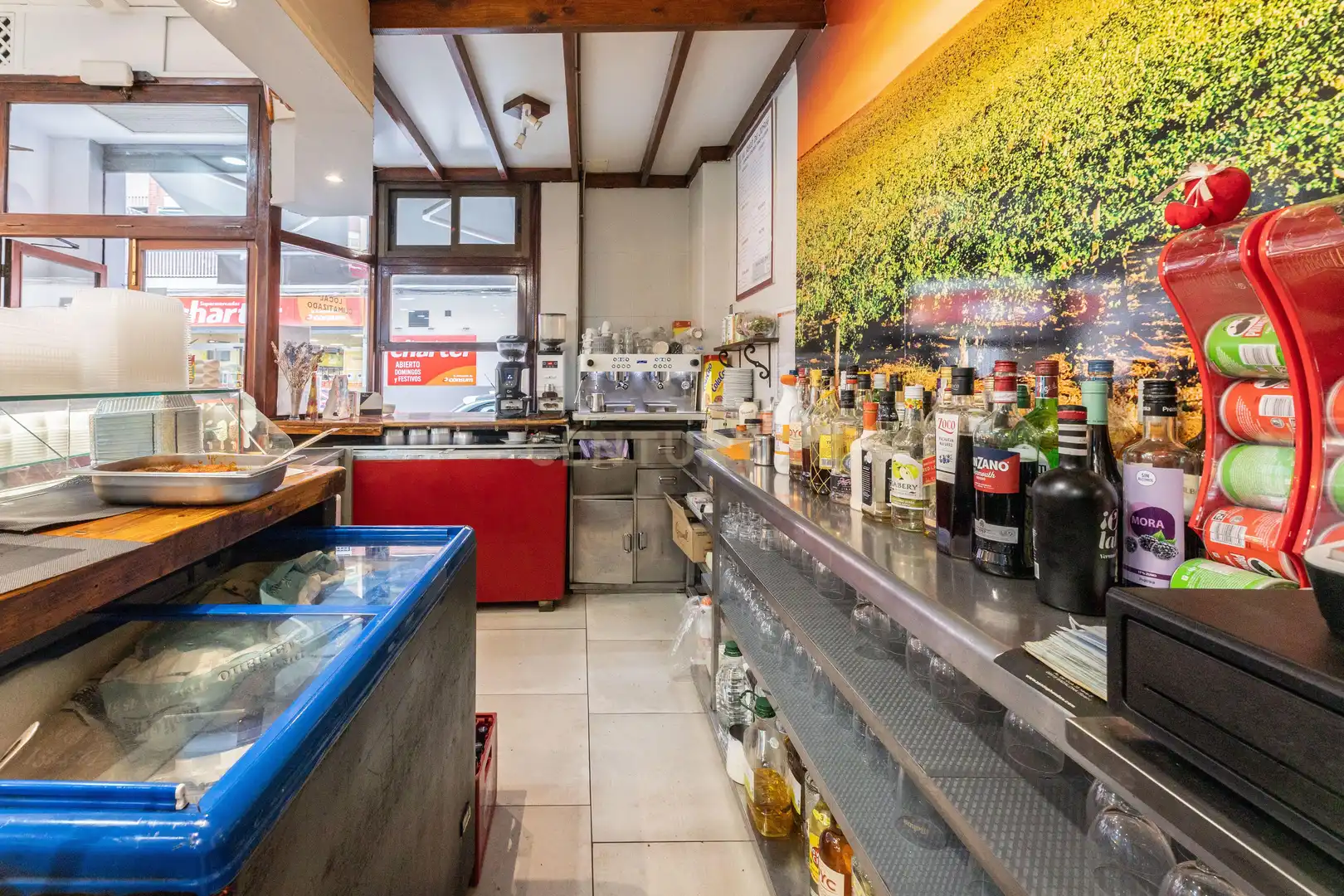 Local en venta en Valencia con Aire acondicionado y Alarma