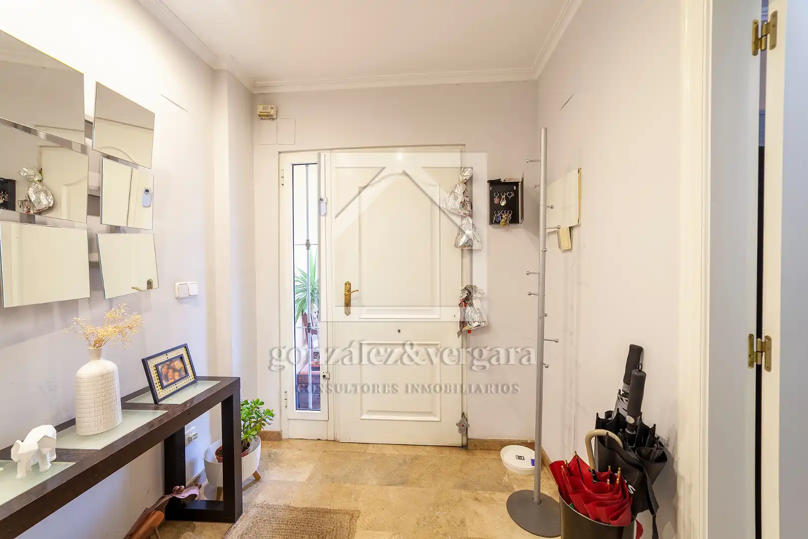Casa adosada en venta en Alzira con Aire acondicionado, Calefacción y Terraza