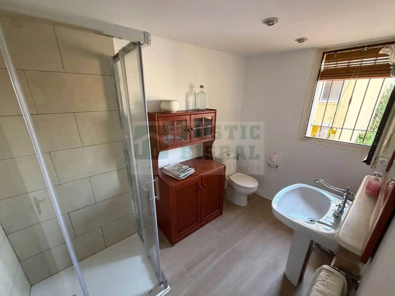 Badezimmer von Country house zur Miete in Sant Joan de Mollet mit Heizung