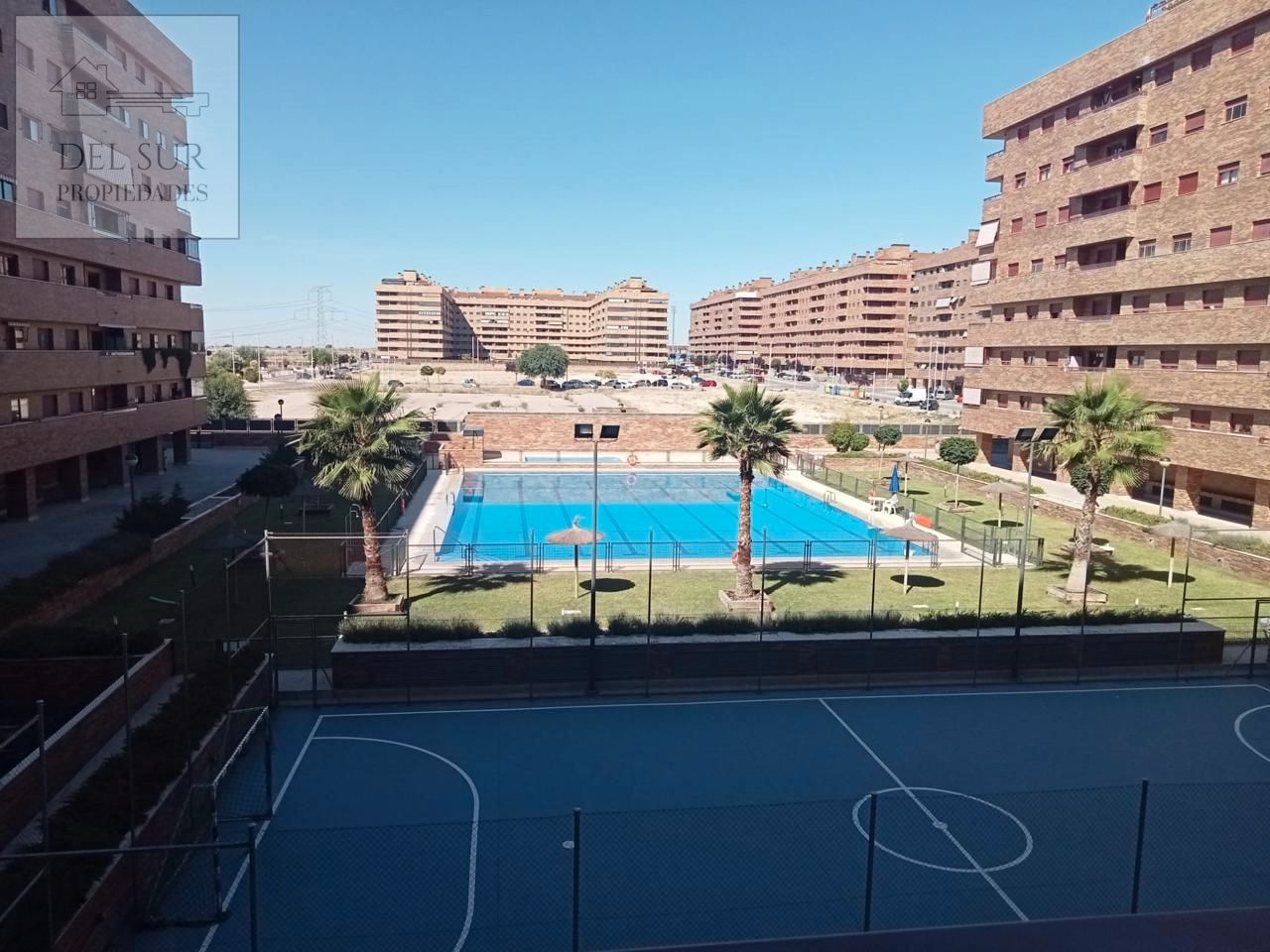 Flat for sale in El Quiñón