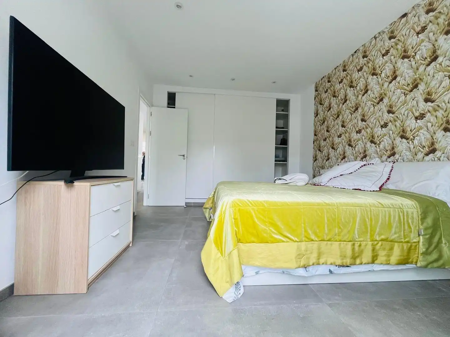 Bungalow with pool for sale in Escandinavia - Cautivador, imagen 15