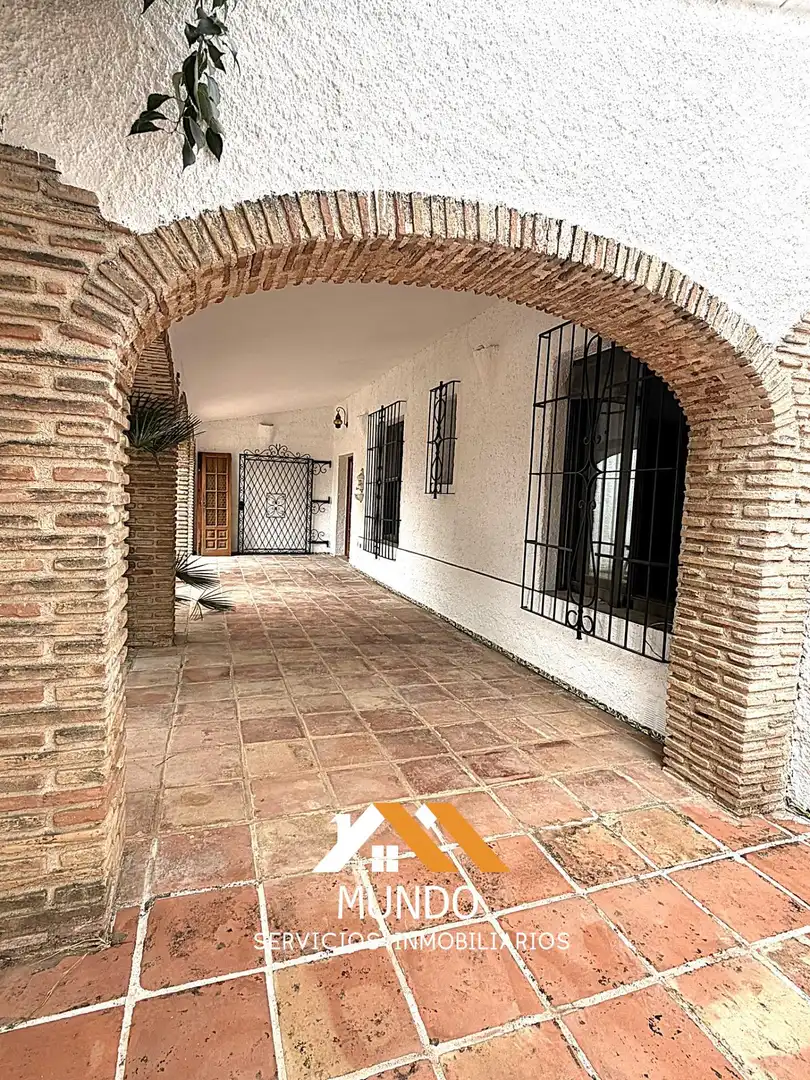 Casa o xalet de lloguer en Paterna amb Aire condicionat, Calefacció i Terrassa
