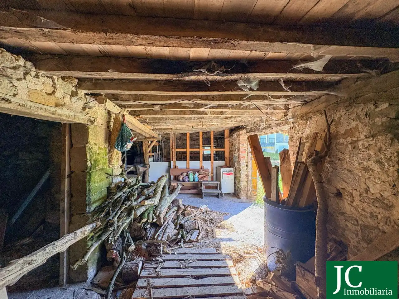 Casa rústica amb jardí en venda a Hazas de Cesto, imagen 13