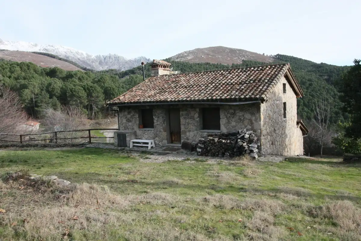 Exterior view of Country homes for sale in Guisando  with Heating, Private garden and Terrace