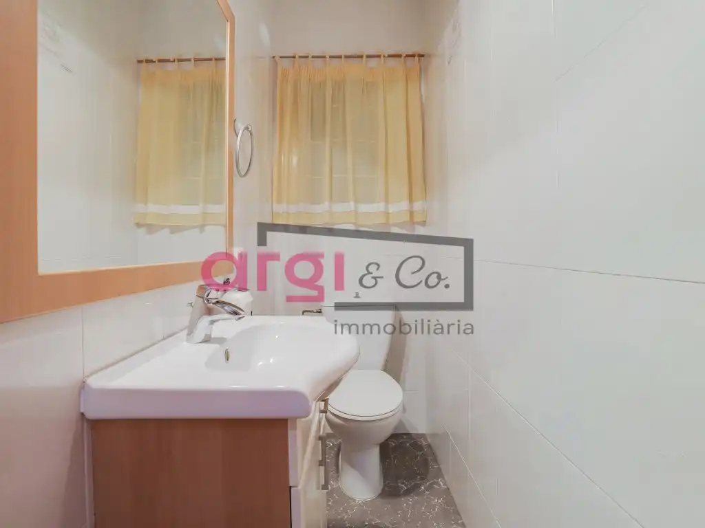 Baño de Piso en venta en Viladecans