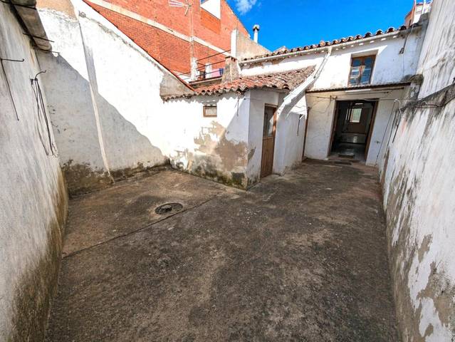 Casa-chalet en Venta en Guareña