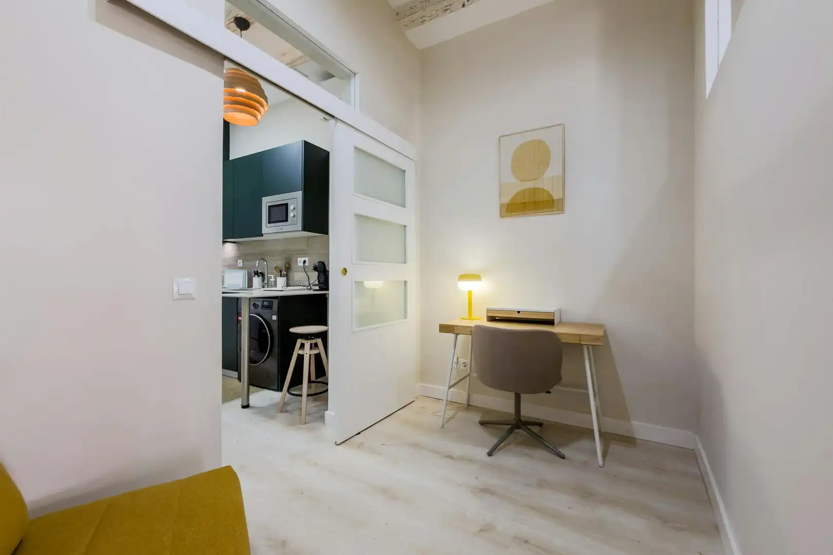 Kitchen of Flat for rent in Barcelona  with Air Conditioner, Heating and Furnished