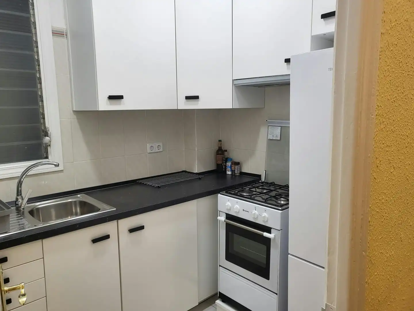 Küche von Wohnung zur untervermieten in Barcelona mit Heizung, Möbliert und Waschmaschine