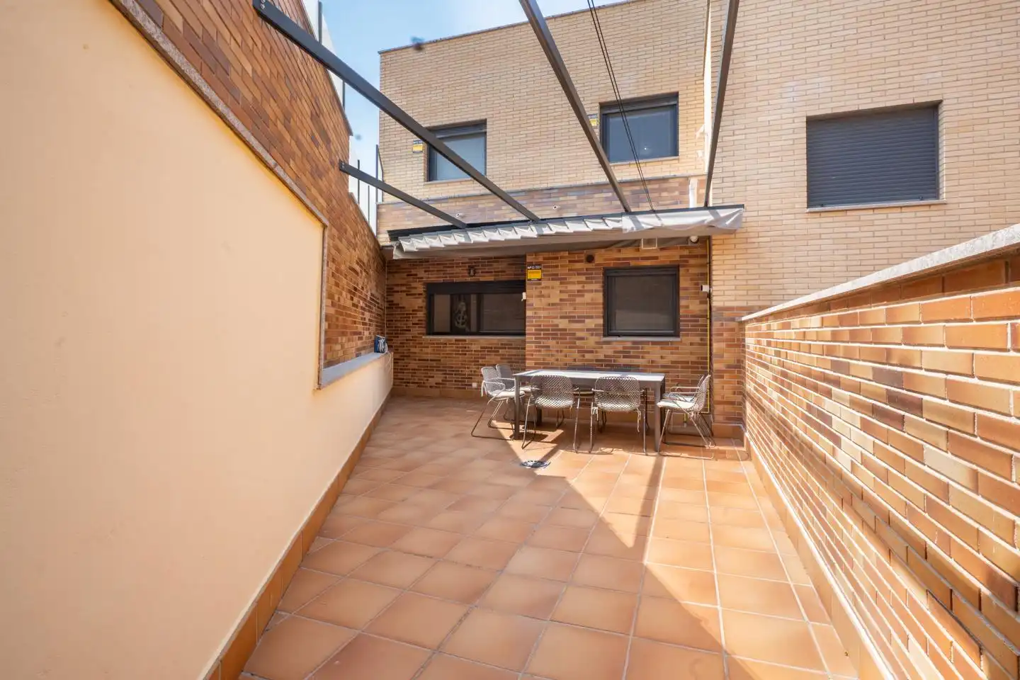 Terraza de Casa adosada en venta en Ávila con Calefacción, Jardín privado y Terraza