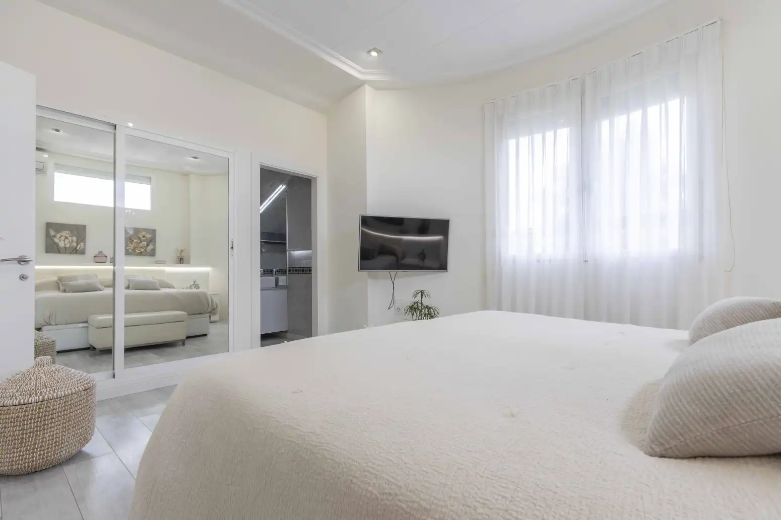 Habitación de Casa o chalet en venta en Torrent con Aire acondicionado, Calefacción y Jardín privado