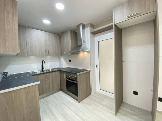 Dúplex en Venta en BAILEN en El Camp d'en Grassot i Gràcia Nova