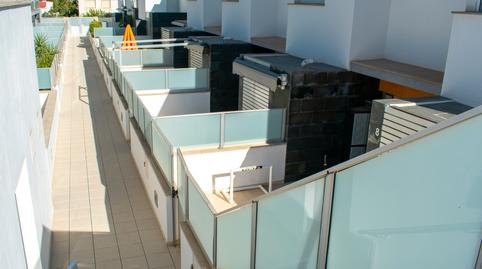 Foto 5 de Casa adosada en venda a Guardamar Playa, Alicante