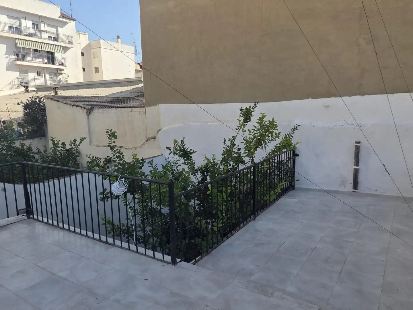 Balcony of Houses for sale in Valencia  with Air Conditioner, Heating and Private garden
