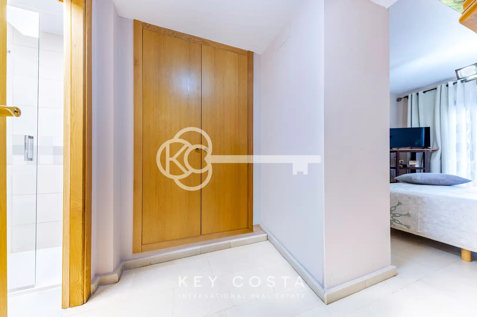 Flat for sale in Alicante / Alacant  with Air Conditioner, Heating and Private garden
