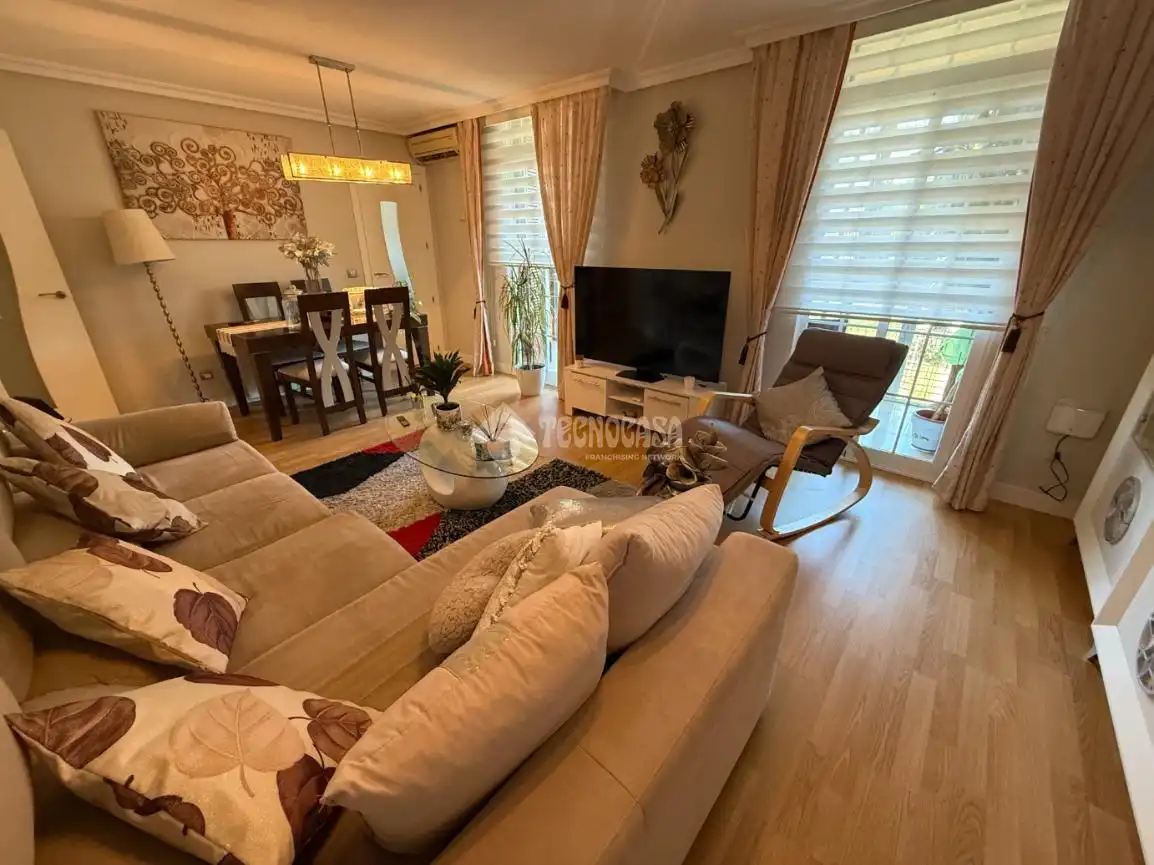 Sala de estar de Piso en venta en Madrid con Calefacción y Terraza