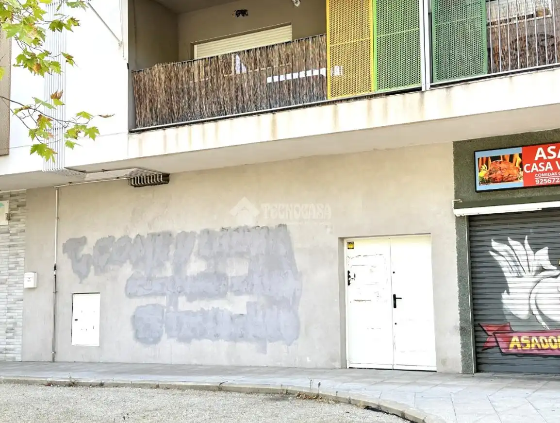 Gewerbefläche zur Miete in Santa María de Benquerencia, imagen 8