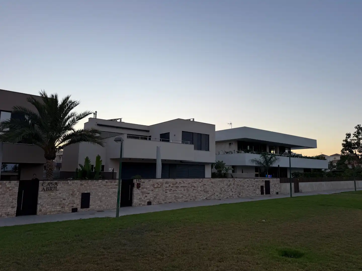 Vista exterior de Casa o chalet en venta en Pilar de la Horadada con Aire acondicionado, Jardín privado y Terraza