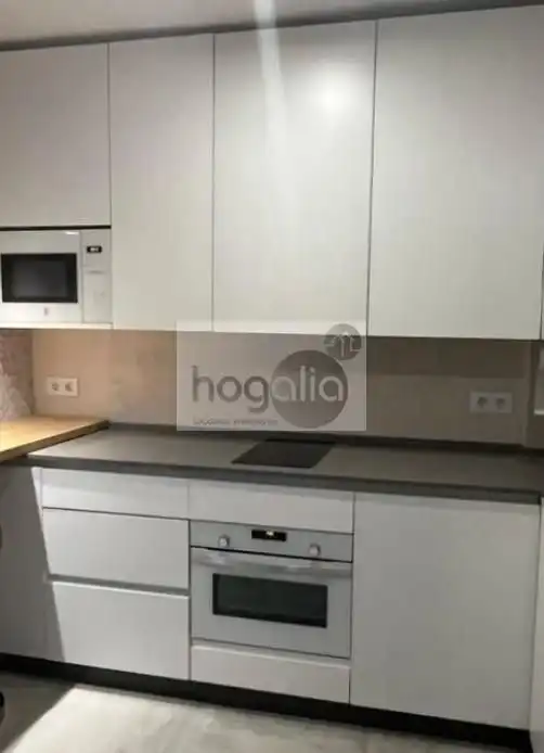 Küche von Wohnung zur Miete in Sevilla mit Klimaanlage, Terrasse und Möbliert