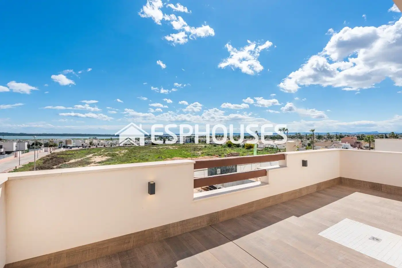 Chalet con terraza en venta en Los Montesinos, imagen 38