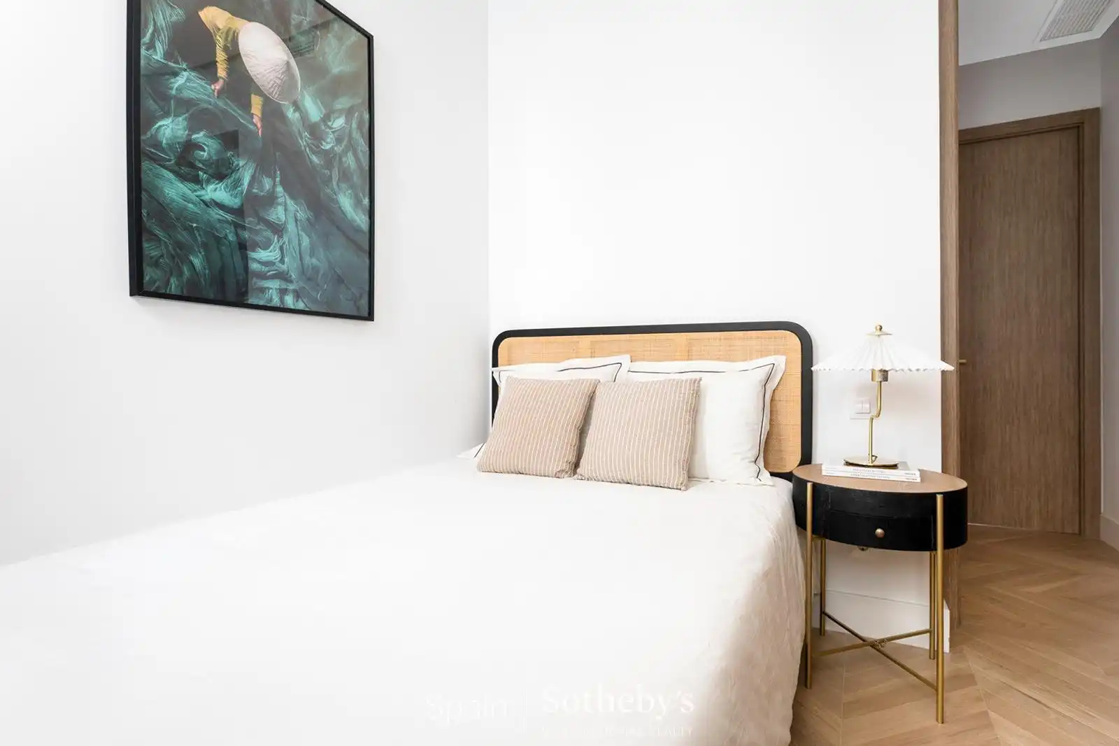 Dormitori de Apartament en venda en Madrid amb Aire condicionat i Calefacció