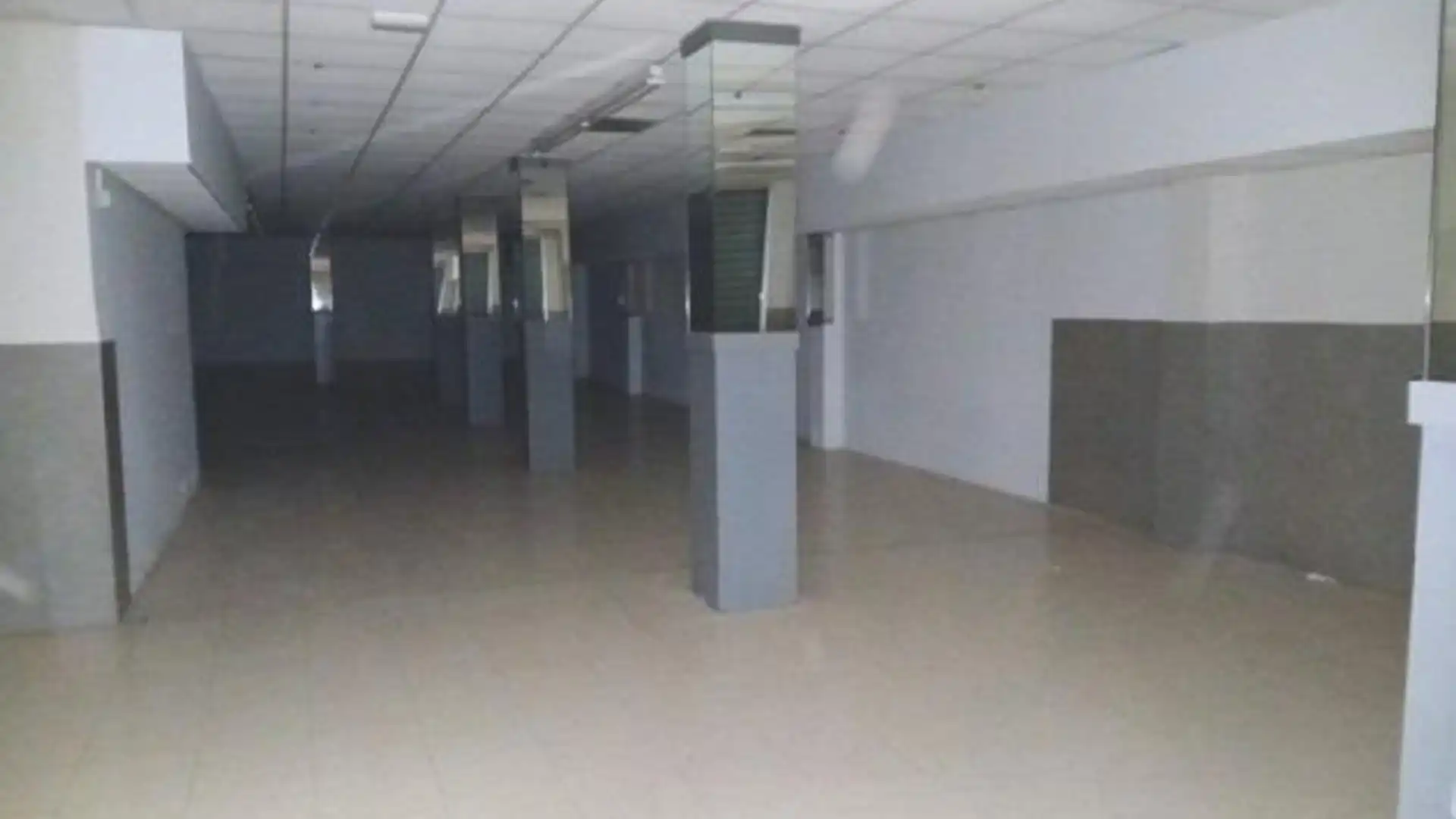 Local de lloguer en  Valencia Capital