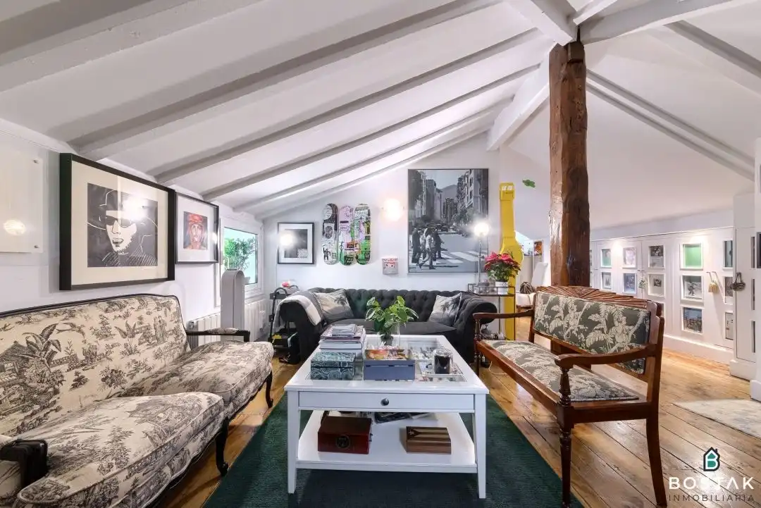 Sala de estar de Ático en venta en Bilbao  con Calefacción