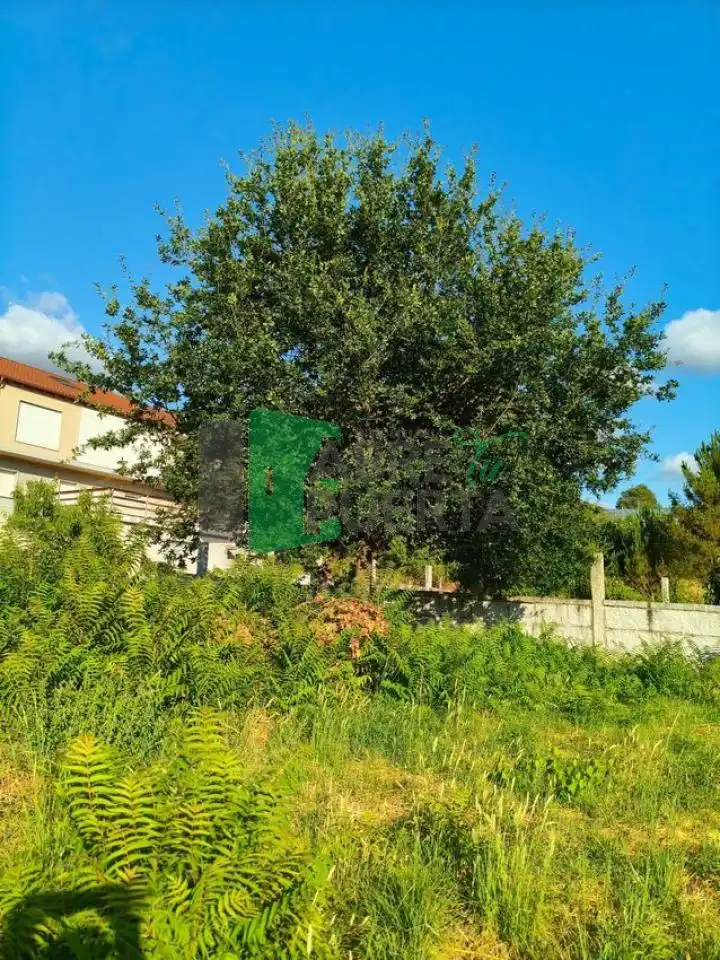 Country house zum Verkauf in Ourense Capital  mit Privatgarten