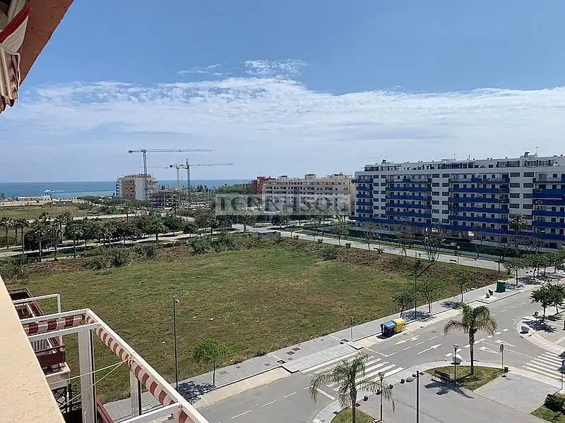 Dachboden zum Verkauf in Vélez-Málaga mit Klimaanlage, Heizung und Terrasse