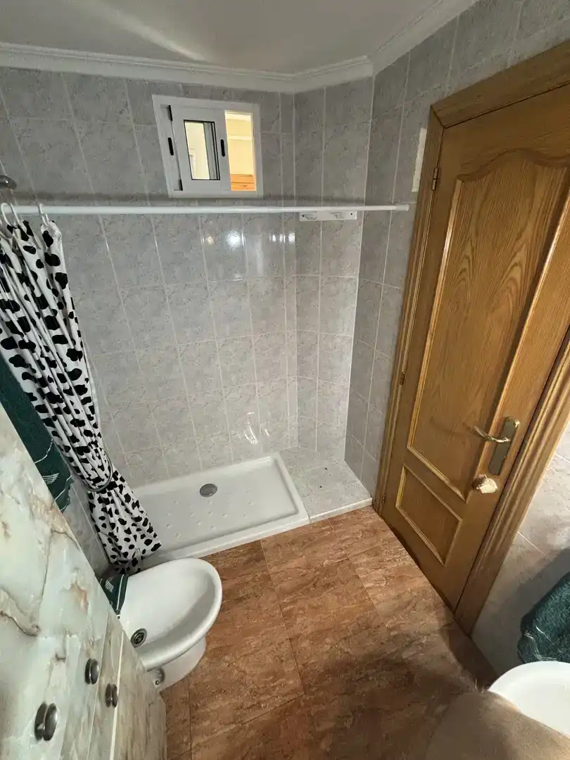 Badezimmer von Country house zur Miete in Requena mit Balkon