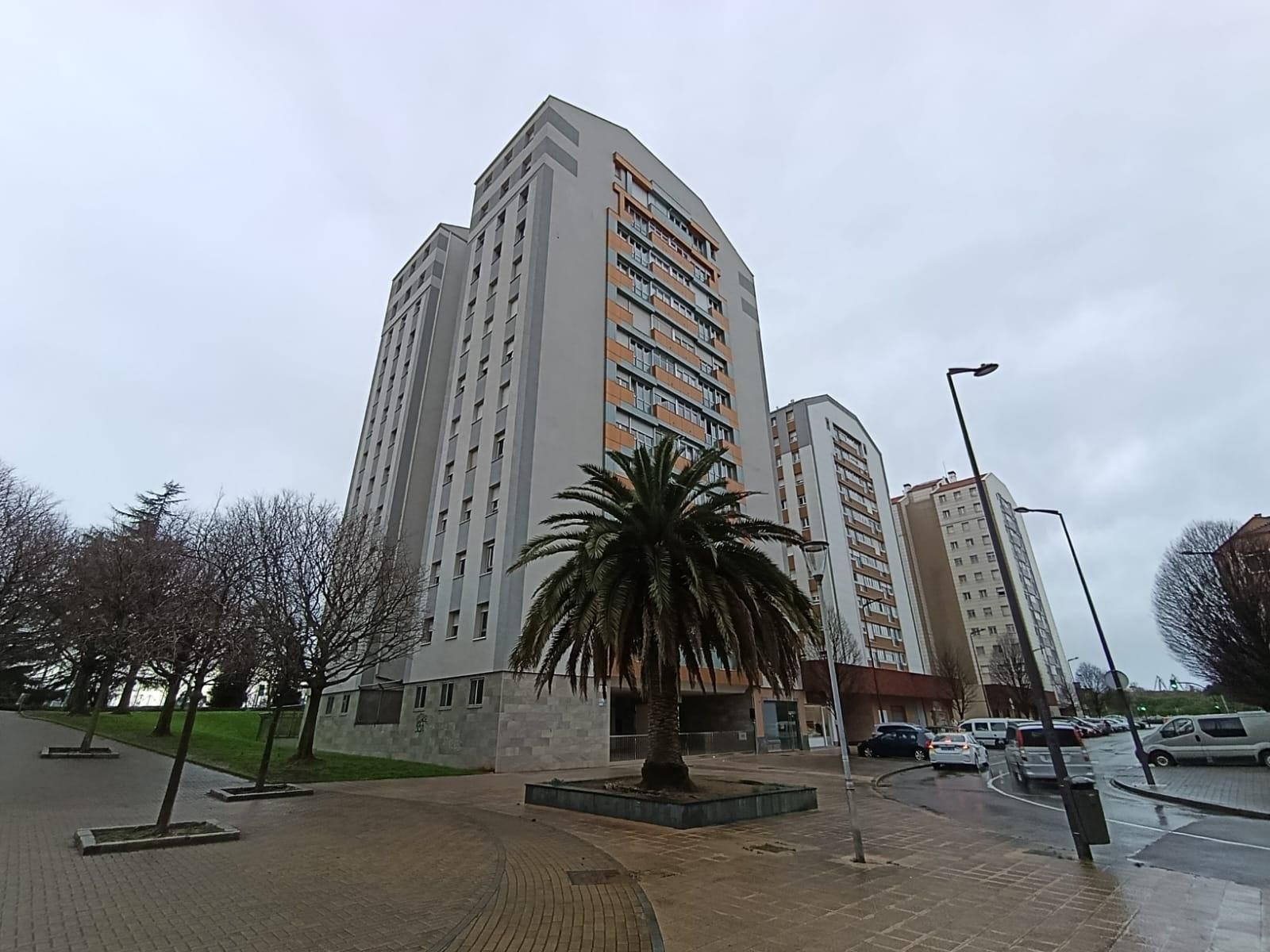 Flat for sale in Calle PUERTO DEL PALO, 6, El Polígono