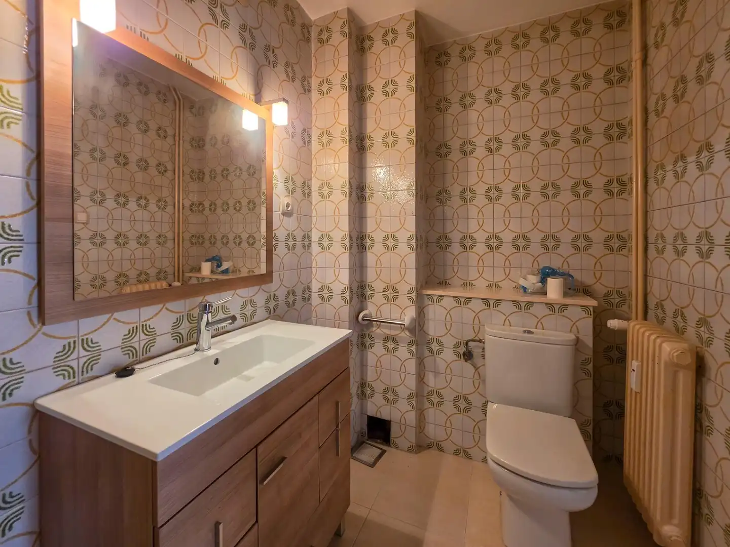 Baño de Piso en venta en Lleida con Calefacción y Balcón