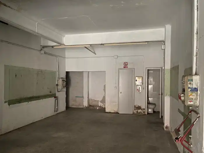 Local comercial en venda a Carrer Urgell 4, imagen 2
