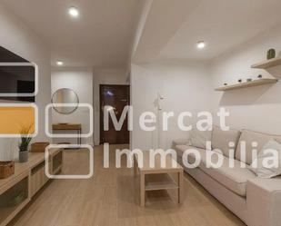 Bedroom of Flat for sale in  Barcelona Capital  with Parquet flooring